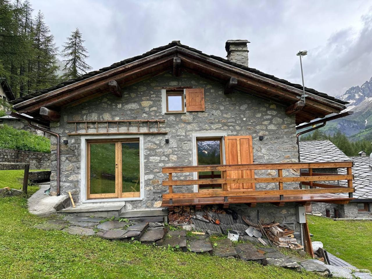 Chalet Val Ferret Cir 0246 Courmayeur Exterior photo