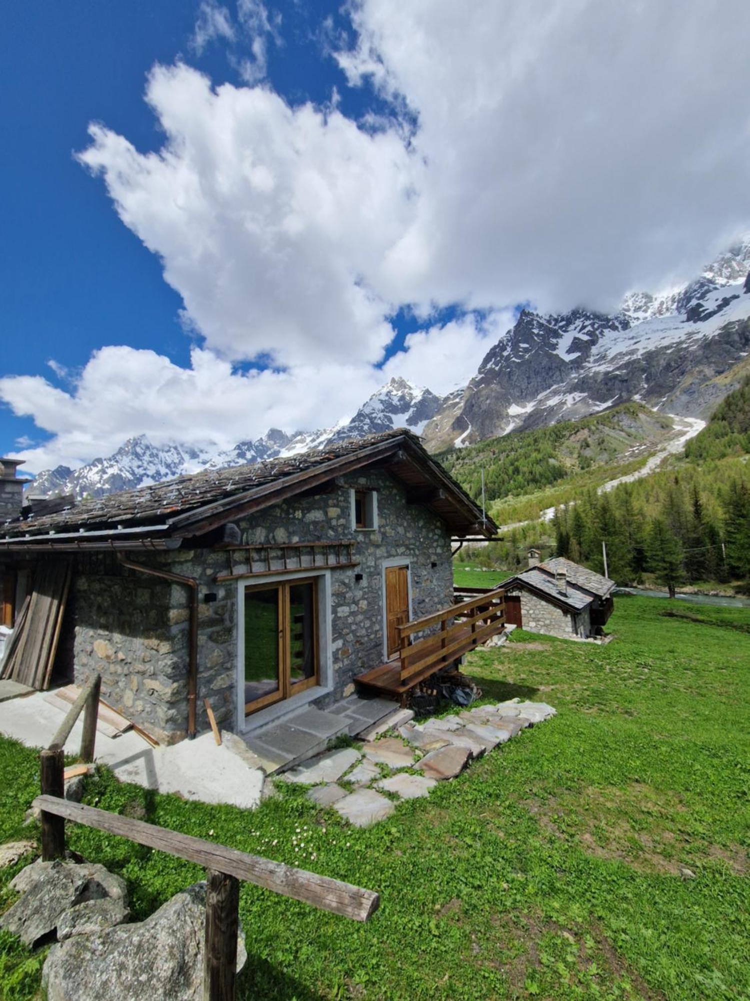 Chalet Val Ferret Cir 0246 Courmayeur Exterior photo